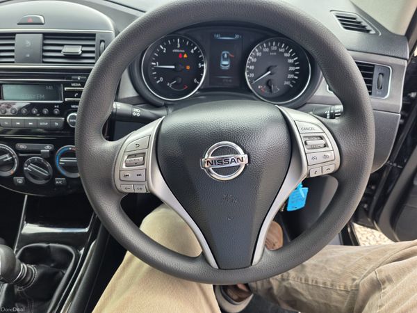 Nissan Pulsar 2016 394404252