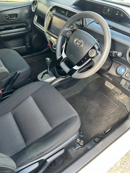2020 Toyota Aqua | White 394414820