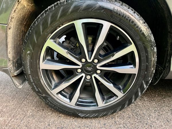 Ford Kuga 2018  ST LINE showroom condition 394423996