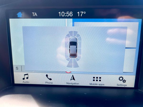 Ford Kuga 2018  ST LINE showroom condition 394424010