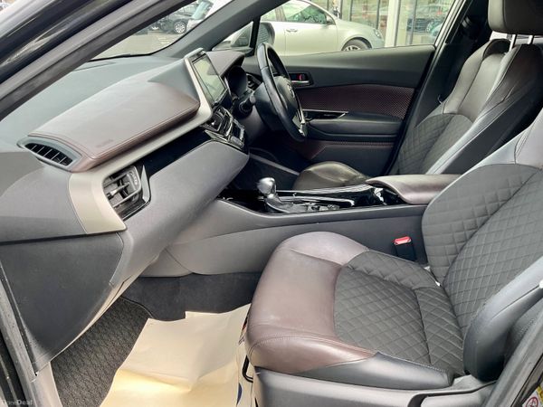 2017 Toyota C-HR 1.8 Hybrid Automatic,low KM 394432698