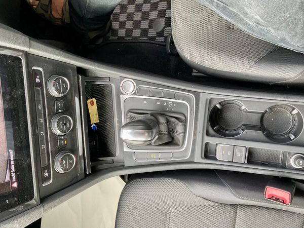 2019 Volkswagen Golf 1.2 TSI Automatic Petrol 394432610