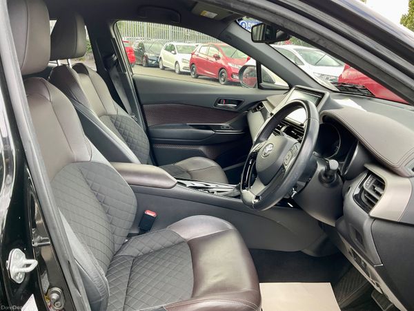 2017 Toyota C-HR 1.8 Hybrid Automatic,low KM 394432710