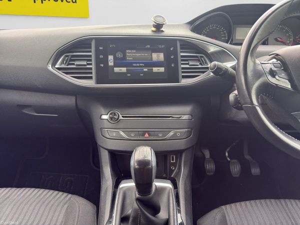 Peugeot 308 1.2L Petrol Manual 2014 394434740