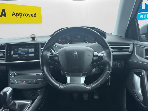 Peugeot 308 1.2L Petrol Manual 2014 394434722