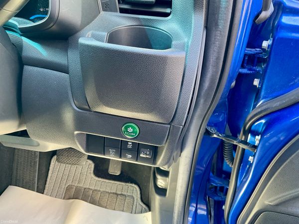 Honda Fit 1.5 2015 Hybrid Automatic Low Mileage 394439356