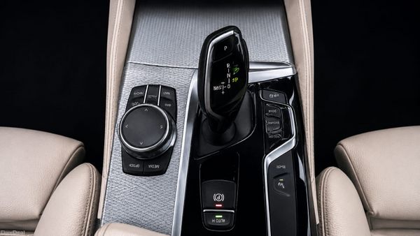 BMW 5-Series 2020 M sport Sun roof AA APPROVED 394564358