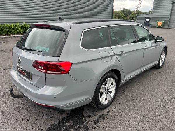 2022 Volkswagen Passat SE Nav 2.0 TDI - Estate 394577344
