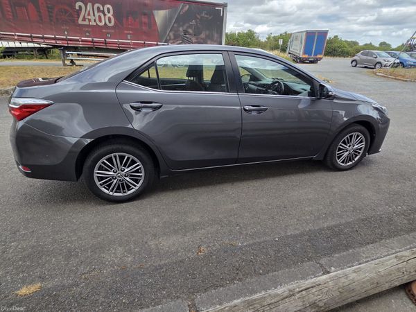 Toyota Corolla 2018 394503748