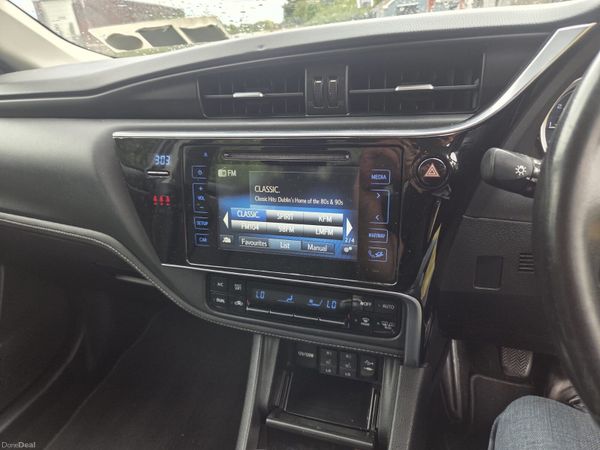 Toyota Corolla 2018 394503752