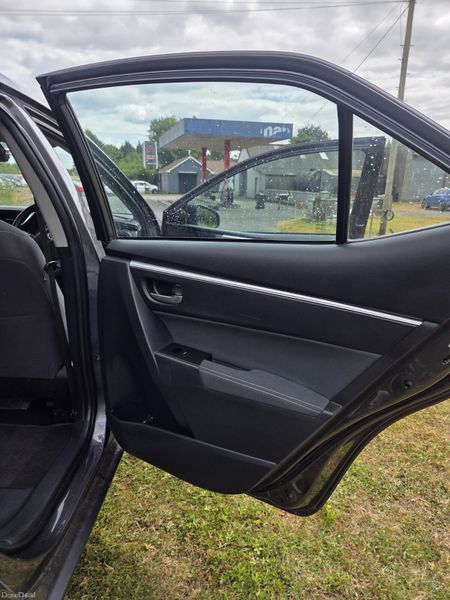 Toyota Corolla 2018 394503756