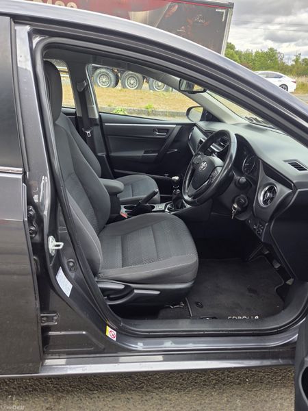 Toyota Corolla 2018 394503758