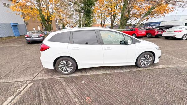 Honda Jade1.5 Hybrid Auto 6 SEATER 2015 394644680