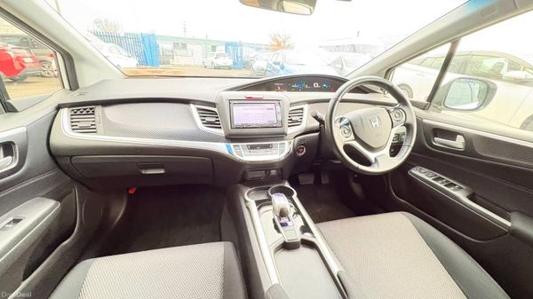 Honda Jade1.5 Hybrid Auto 6 SEATER 2015 394644682