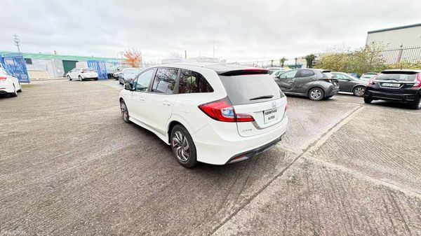 Honda Jade1.5 Hybrid Auto 6 SEATER 2015 394644684