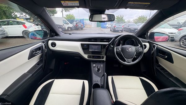 Toyota Auris 1.8 Hybrid 2016 394653932