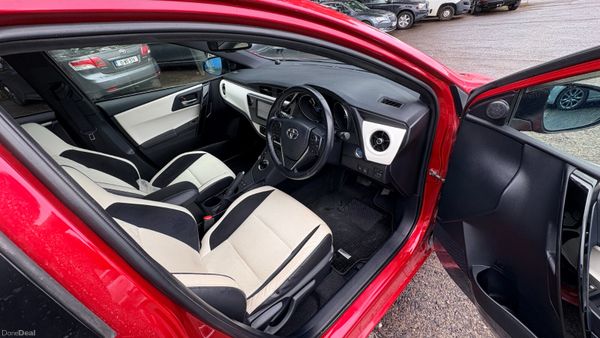 Toyota Auris 1.8 Hybrid 2016 394653936