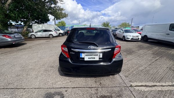 Toyota Vitz 1.3 Petrol Auto 2015 394658406