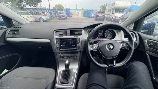 Volkswagen Golf 1.2TSI Auto 2015 394628310