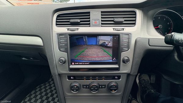 Volkswagen Golf 1.2TSI Auto 2015 394635318