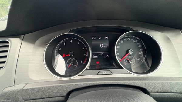 Volkswagen Golf 1.2TSI Auto 2015 394635326