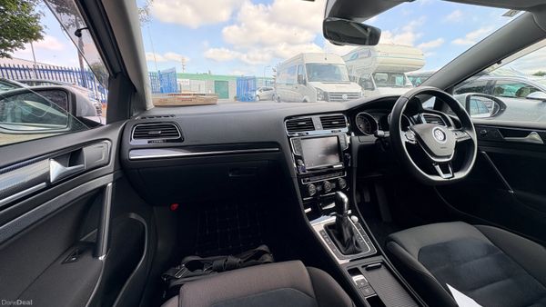 Volkswagen Golf 1.4TSI Auto 2017 394636014