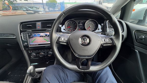 Volkswagen Golf 1.4TSI Auto 2017 394636024