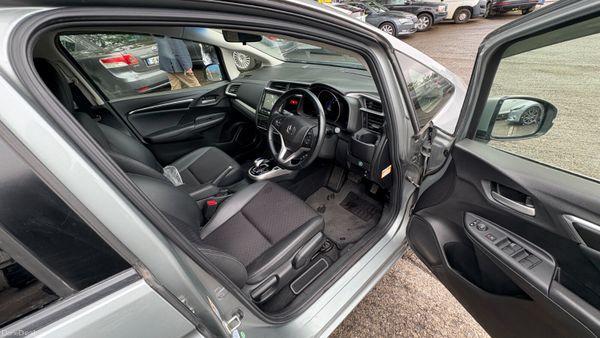 Honda Fit 1.5 Hybrid Petrol 2014 394636856