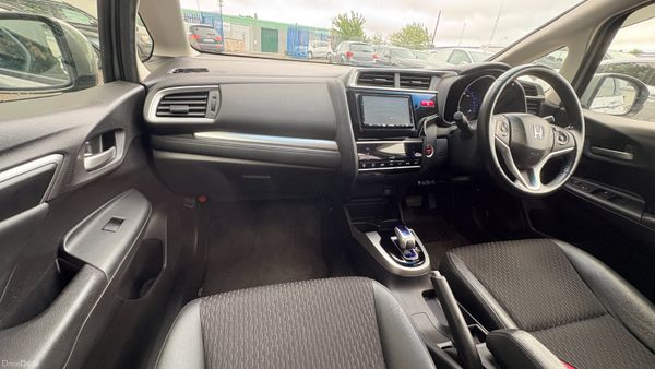 Honda Fit 1.5 Hybrid Petrol 2014 394636860