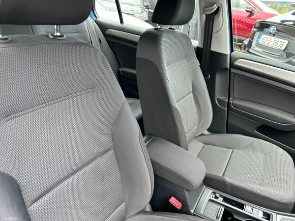 Volkswagen Golf 2015, 1.2 5DR AUTO LOW KM 394755642