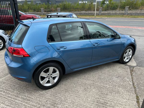 Volkswagen Golf 2015, 1.2 5DR AUTO LOW KM 394755646
