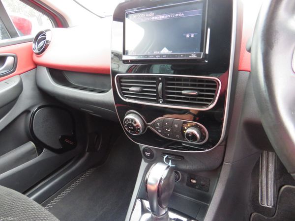 17 RENAULT CLIO 1.2 PETROL AUTOMATIC 394755686