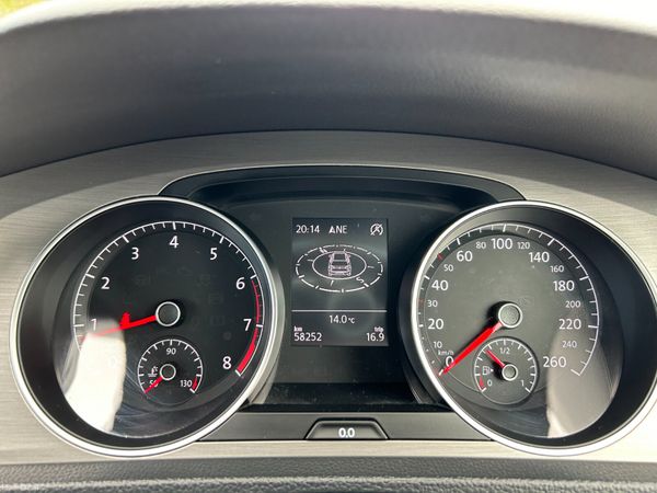 Volkswagen Golf 2015, 1.2 5DR AUTO LOW KM 394755634