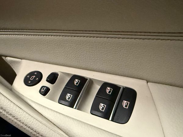 231 BMW 530E  M-Sport Touring/Pan Roof 394757768