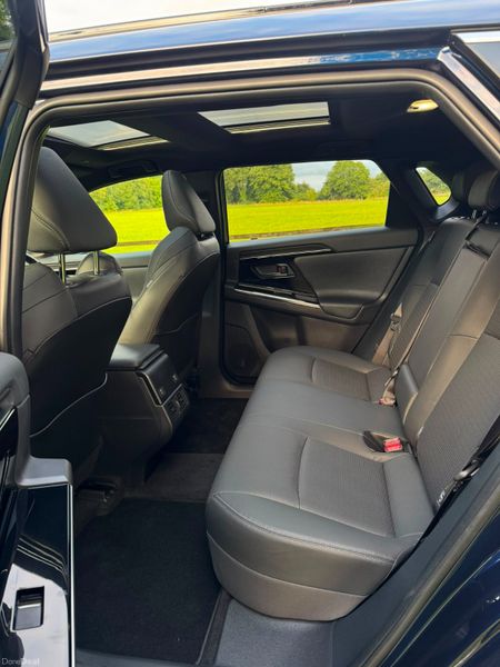 2022 Toyota bZ4X Premiere Only 11,000 miles 394760894