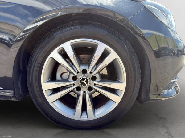 Mercedes-Benz E220 CDI Avantgarde Auto 394765742