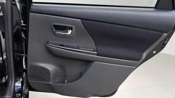 Toyota Prius Alpha 7 seater Self charging Hybrid 394844848