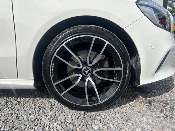 Mercedes Benz A180 Style Auto 394887884