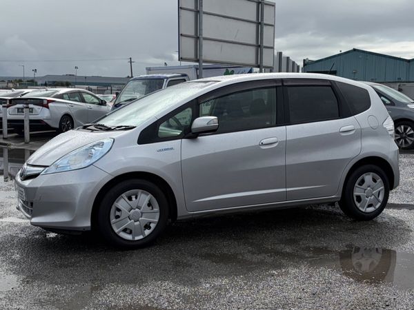 2013 Honda Fit 1.3 Hybrid Auto Nct 03/27 Tax 02/27 394802252