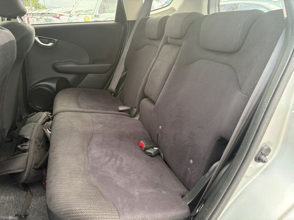 2013 Honda Fit 1.3 Hybrid Auto Nct 03/27 Tax 02/27 394802264