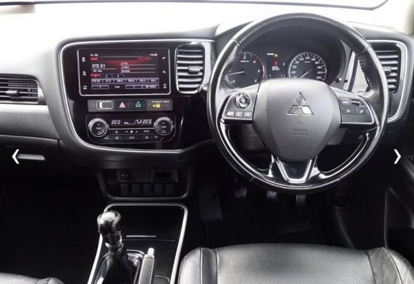 Mitsubishi Outlander 2019 394811722