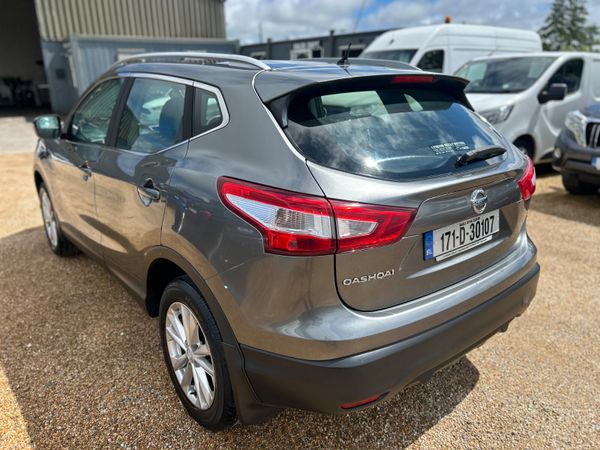 Nissan Qashqai SV 1.5 DSL 394822870
