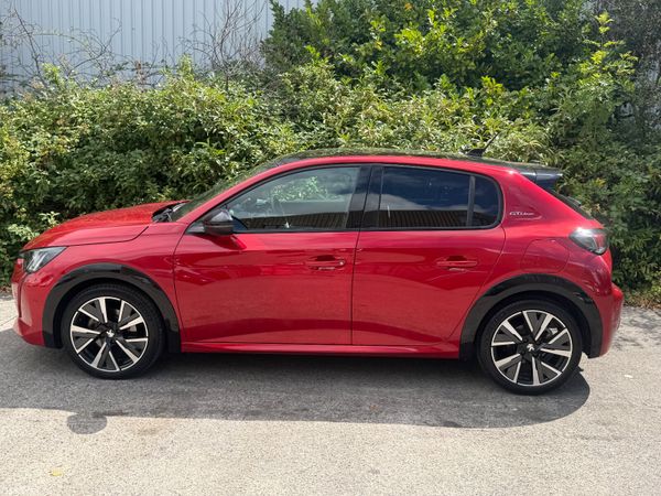 Peugeot 208 GT Line 1.2 Automatic 394836484