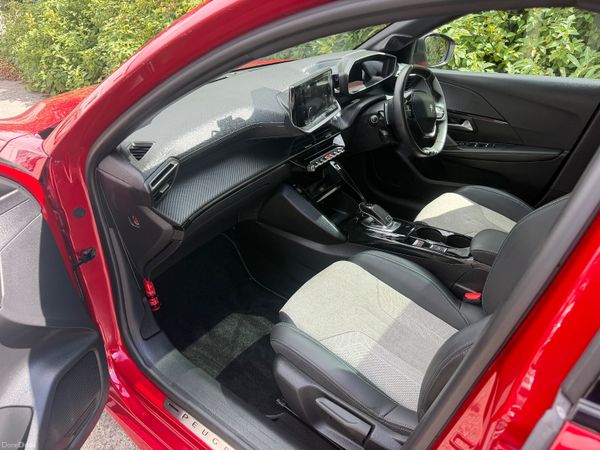 Peugeot 208 GT Line 1.2 Automatic 394836488