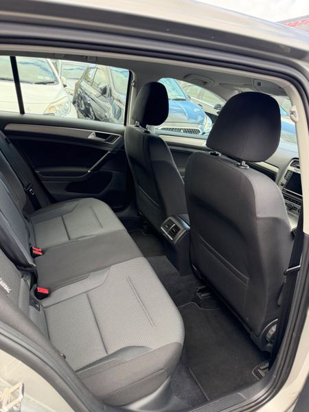 Volkswagen Golf Automatic 394942848