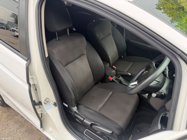 Honda Fit 1.5 Hybrid Auto Sport 394947092