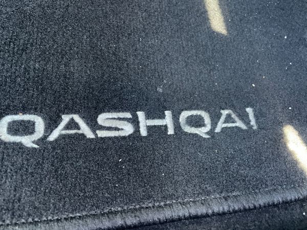 171 Nissan Qashqai 1.5dCi.. Pan Roof.. Very Clean 394949710