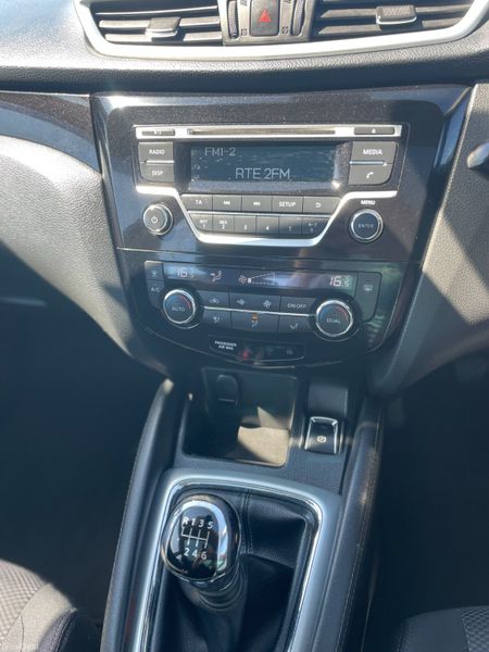 171 Nissan Qashqai 1.5dCi.. Pan Roof.. Very Clean 394949848