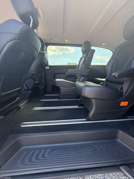 Mercedes V220 D 7 Seater Avantgarde Automatic 394970856