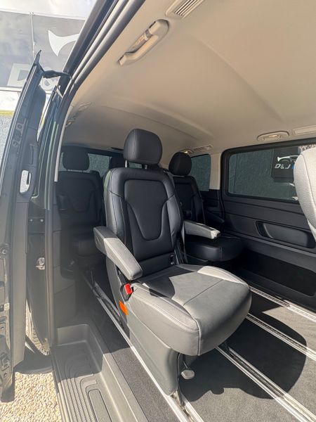 Mercedes V220 D 7 Seater Avantgarde Automatic 394970836